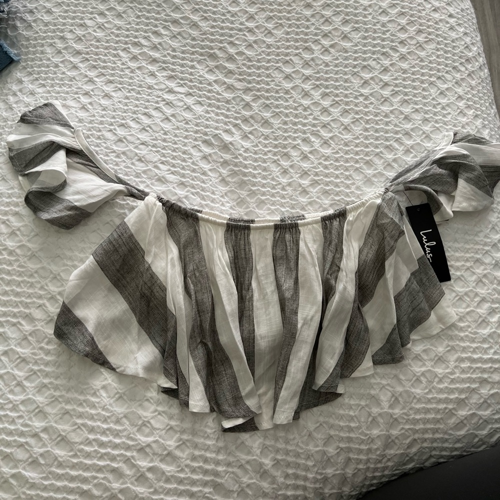 Lulu’s cropped stripped top